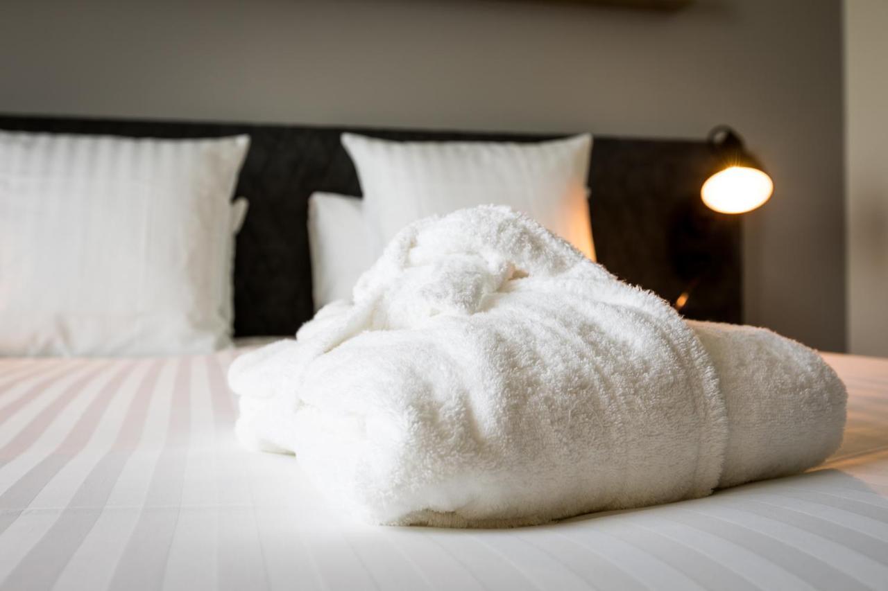Mercure Paris 4*
